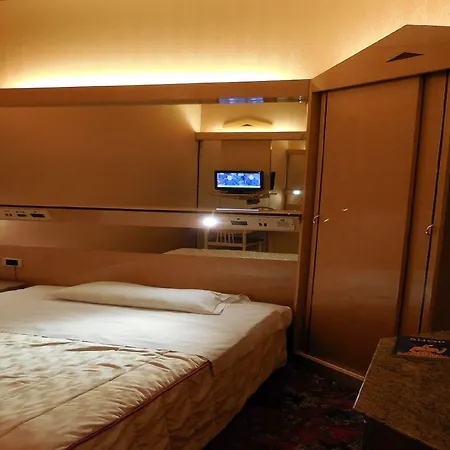 Roma Hotel Cesano Boscone