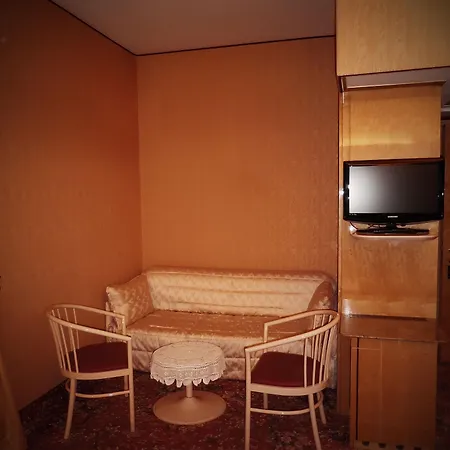 Roma 4* Cesano Boscone