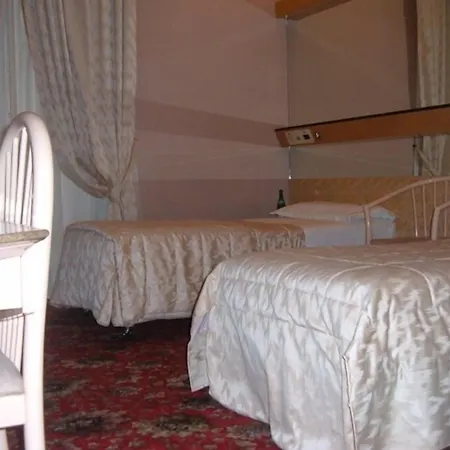 Hotel Roma