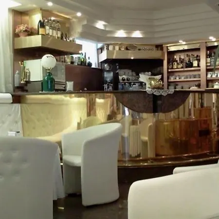 Hotel Roma 4*